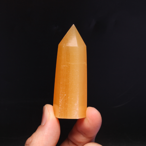 오렌지 칼사이트포인트 기둥 - 6.6cmCrystal Fantasy