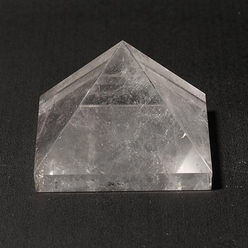 백수정피라미드 - 5.7cmCrystal Fantasy