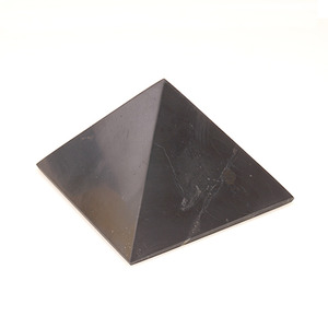 슌가이트 피라미드 3.9cmCrystal Fantasy