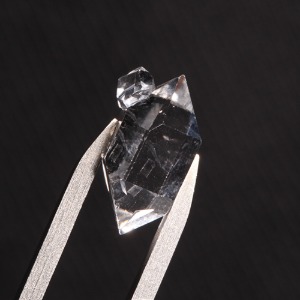 하키마 다이아몬드 더블 포인트 클러스터- 5ctCrystal Fantasy