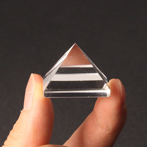 백수정피라미드 - 2.5cmCrystal Fantasy
