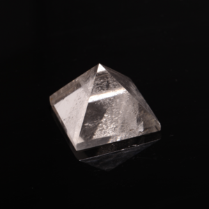 백수정피라미드 -  2.3cmCrystal Fantasy